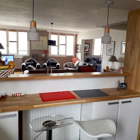 Appt 3 Hyper Centre Tres Calme Tres Clair Quartier Place Royale, Parking Gratuit Apartment