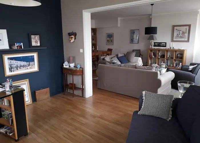 Apartmán Appt 3 Hyper Centre Tres Calme Tres Clair Quartier Place Royale, Parking Gratuit Nantes