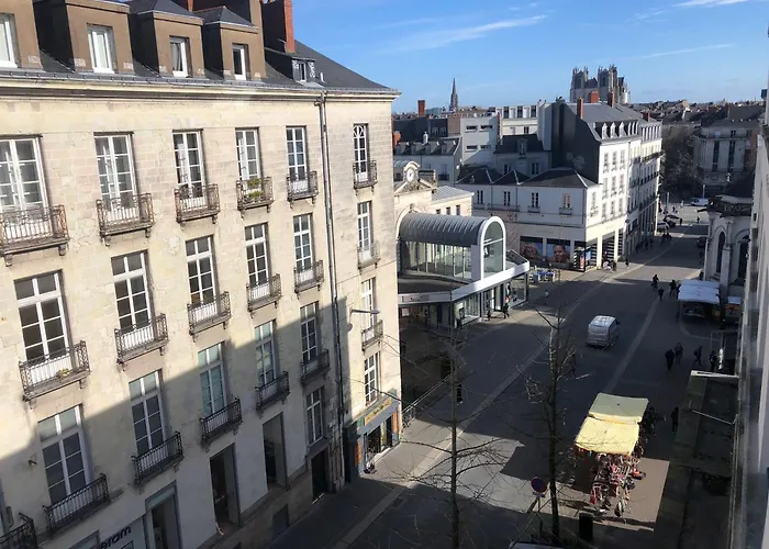 Appt 3 Hyper Centre Tres Calme Tres Clair Quartier Place Royale, Parking Gratuit *